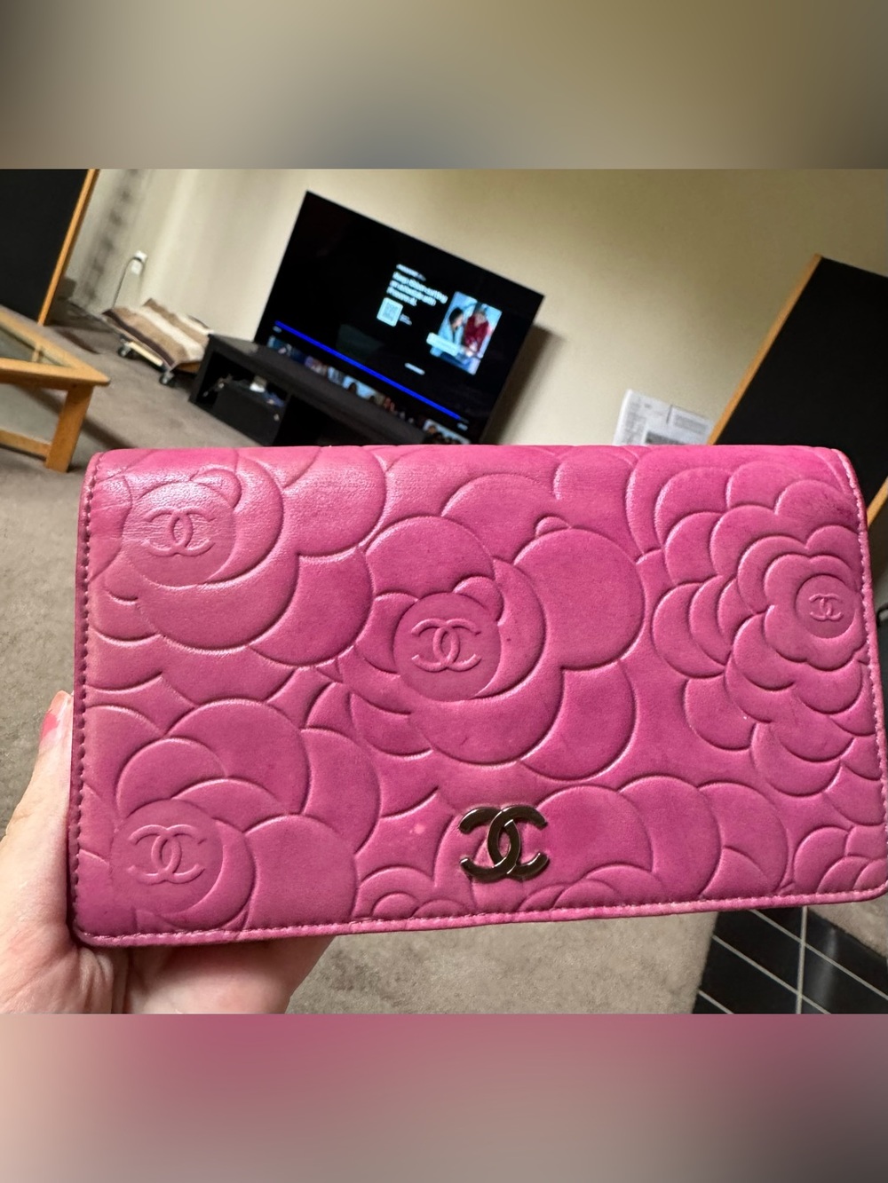 Preowned vintage Chanel Rose Pink Camellia Embossed Leather Continental Wallet